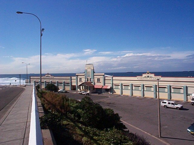 location_newcastle_ocean-baths-1.jpg