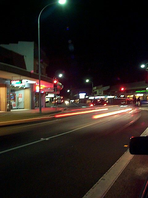 location_sydney-by-night_military-road-2.jpg